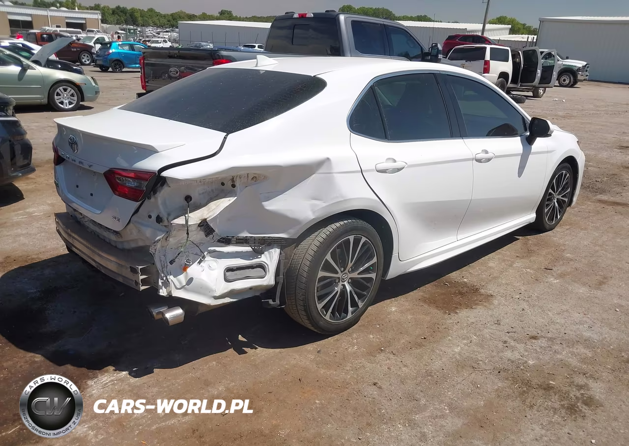 2019 Toyota Camry Se VIN:4T1B11HK2KU721168 - 4