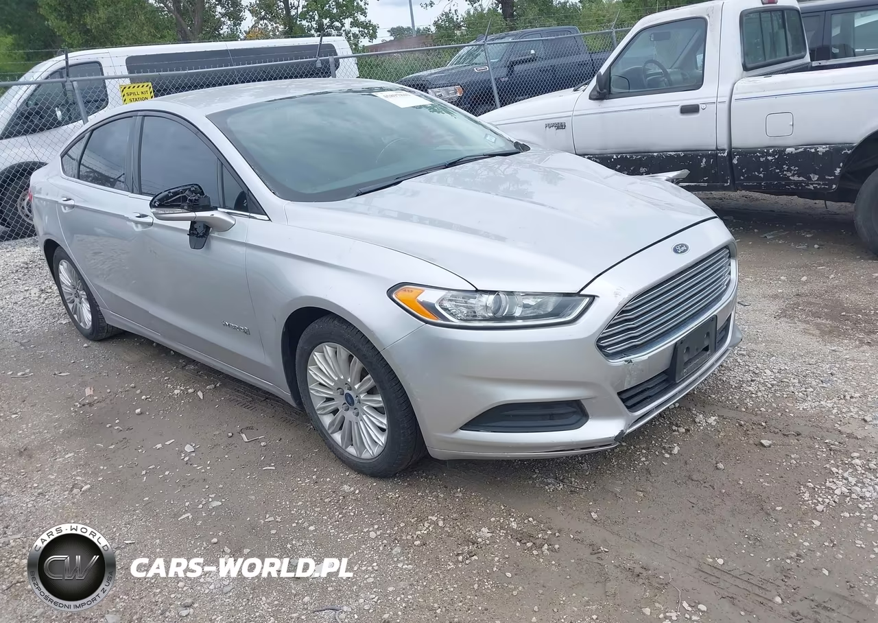 2016 Ford Fusion Hybrid Se – zdjęcie 1 z 11