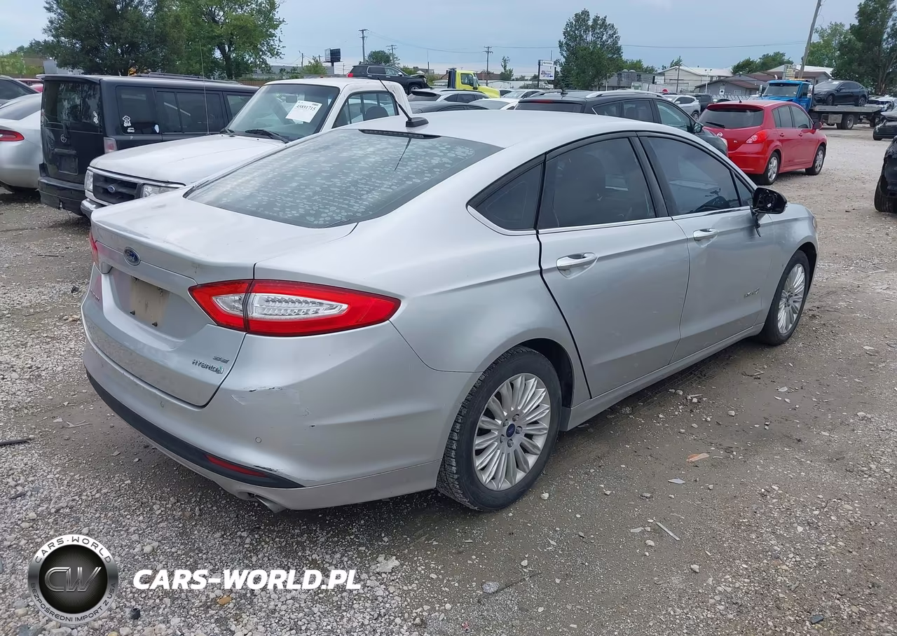 2016 Ford Fusion Hybrid Se VIN:3FA6P0LU1GR345073 - 4