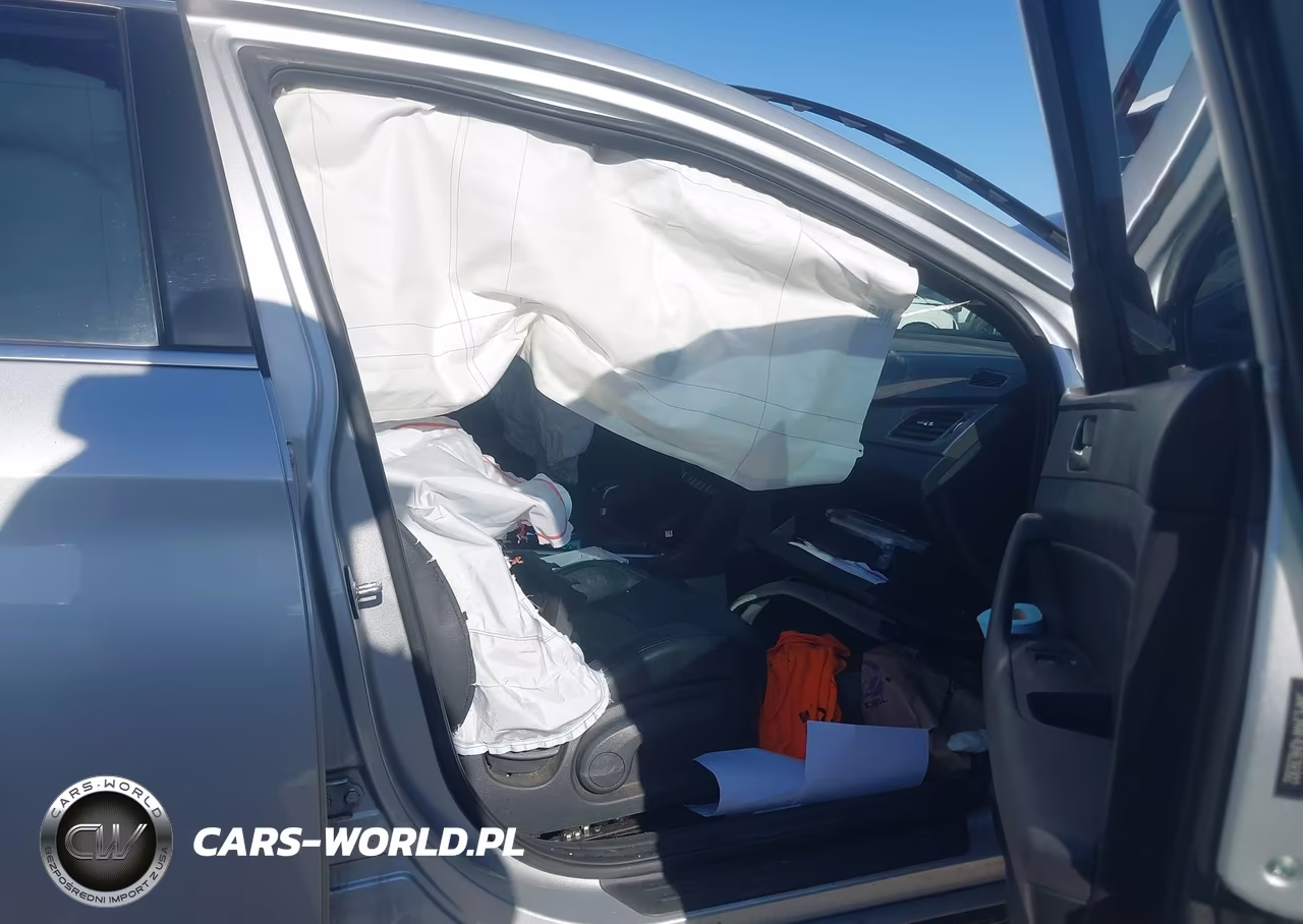 2018 Hyundai Sonata Sport VIN:5NPE34AF4JH639302 - 5