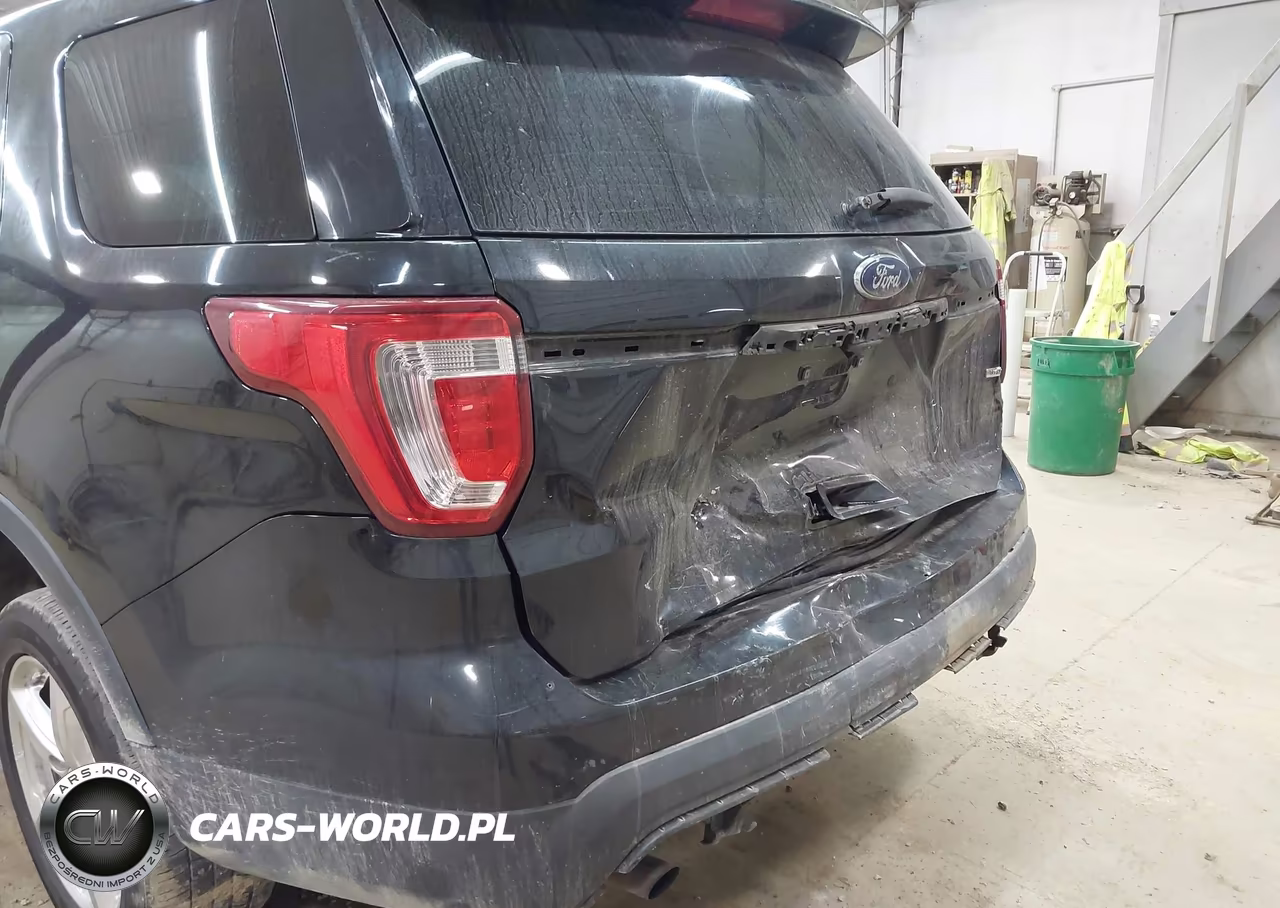 2016 Ford Utility Police Interceptor VIN:1FM5K8AR8GGA29142 - 6