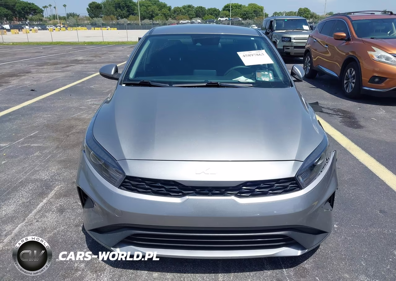 2024 Kia Forte Lxs VIN:3KPF24AD9RE720205 - 12