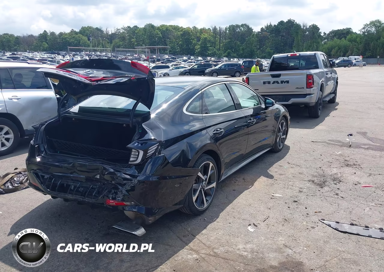 2021 Hyundai Sonata Sel Plus VIN:5NPEJ4J26MH091259 - 4