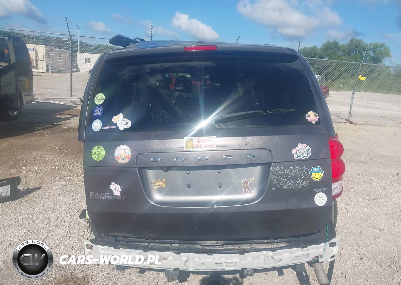2019 Dodge Grand Caravan Sxt VIN:2C4RDGCG5KR789025 - 16