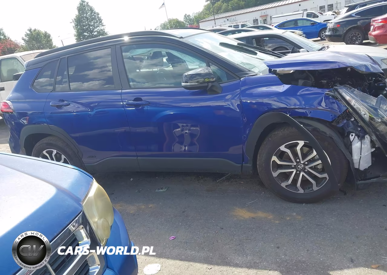 2024 Toyota Corolla Cross Hybrid Se VIN:7MUFBABG9RV059939 - 13