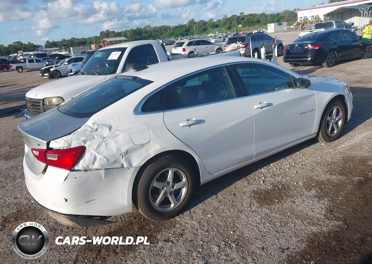 2017 Chevrolet Malibu Ls VIN:1G1ZB5ST8HF194400 - 4