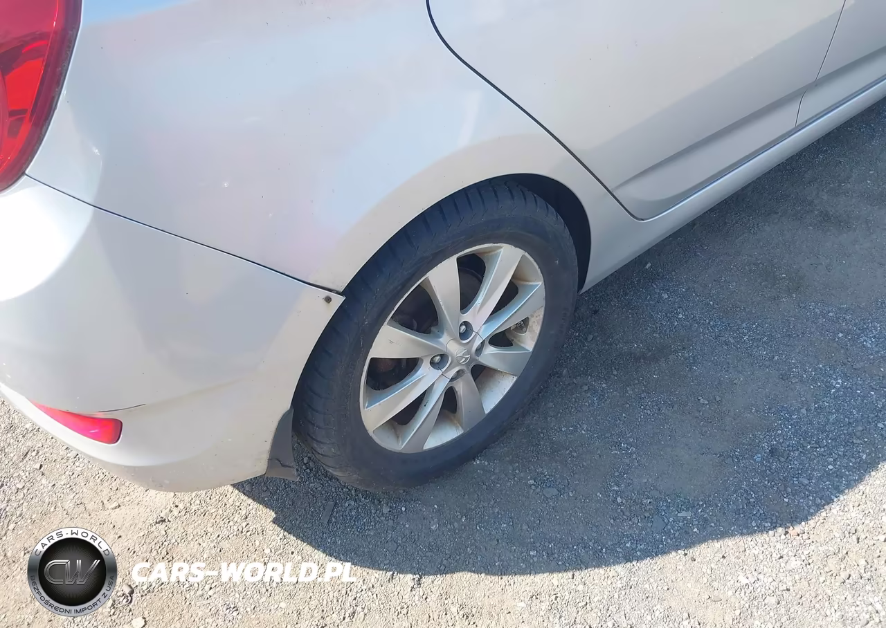 2013 Hyundai Accent Se VIN:KMHCU5AE3DU092899 - 12