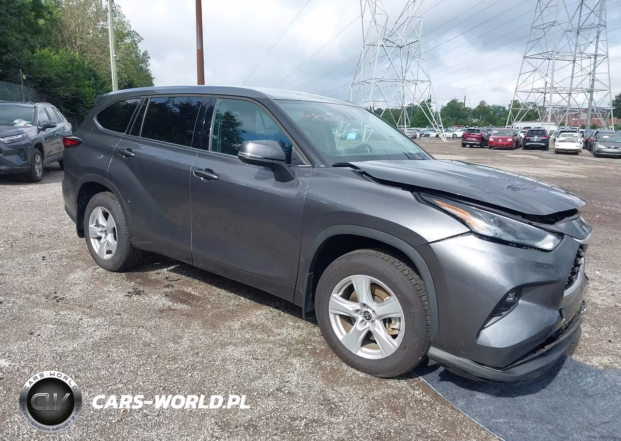 2022 Toyota Highlander Le