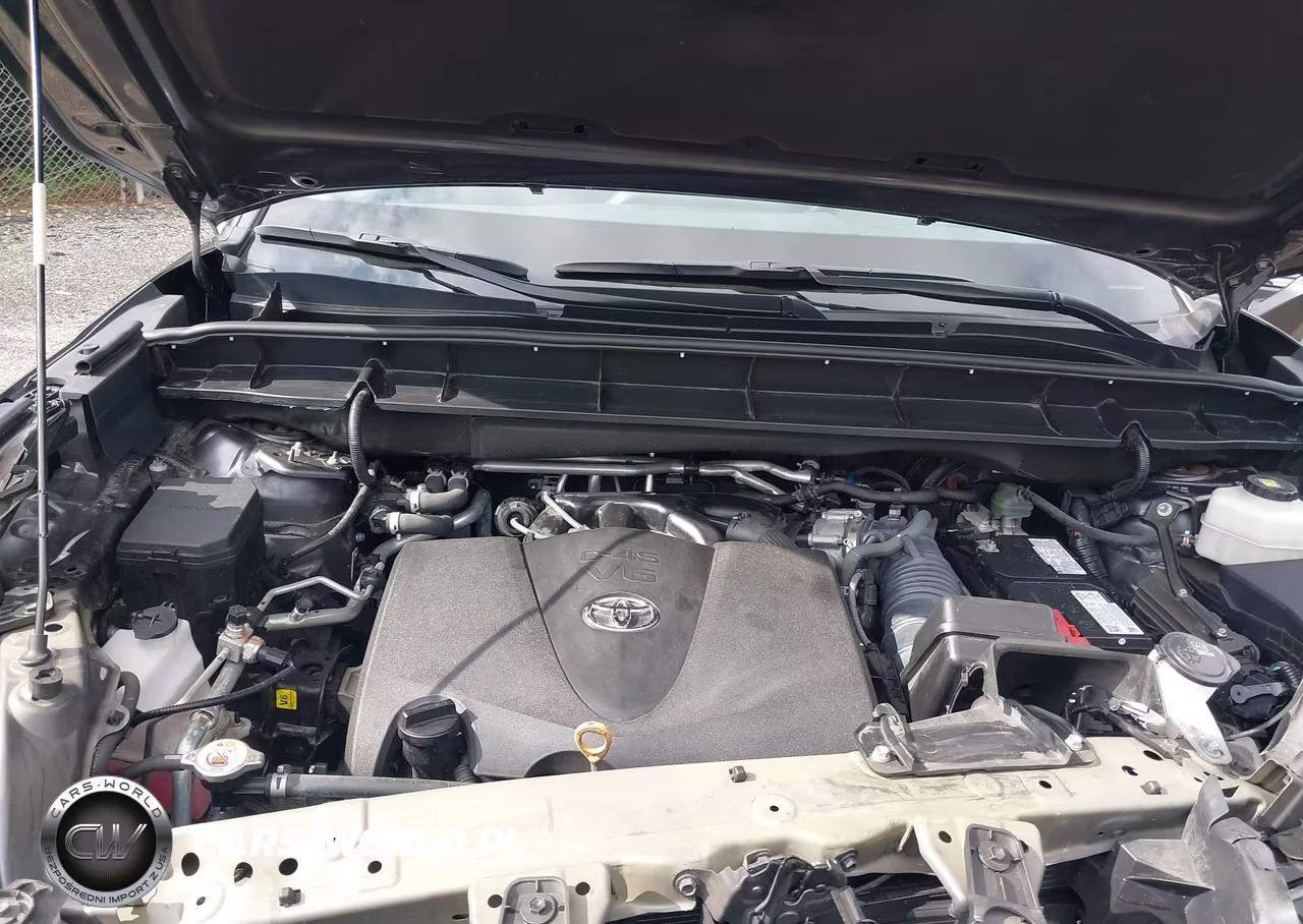 2022 Toyota Highlander Le VIN:5TDBZRBH9NS562599 - 10