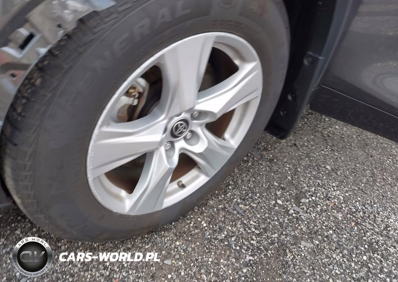 2022 Toyota Highlander Le VIN:5TDBZRBH9NS562599 - 12