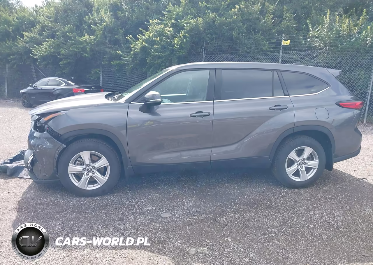 2022 Toyota Highlander Le VIN:5TDBZRBH9NS562599 - 15