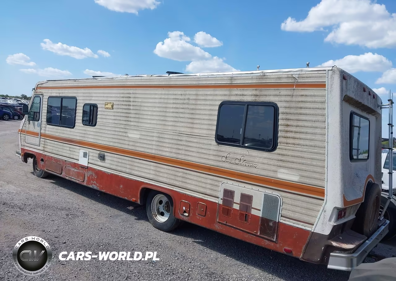 1985 Chevrolet P30 VIN:1GBKP37W6F3341706 - 3