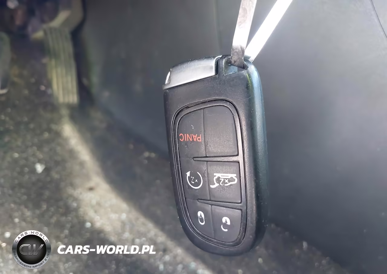 2020 Jeep Cherokee Limited Fwd VIN:1C4PJLDB2LD610309 - 11