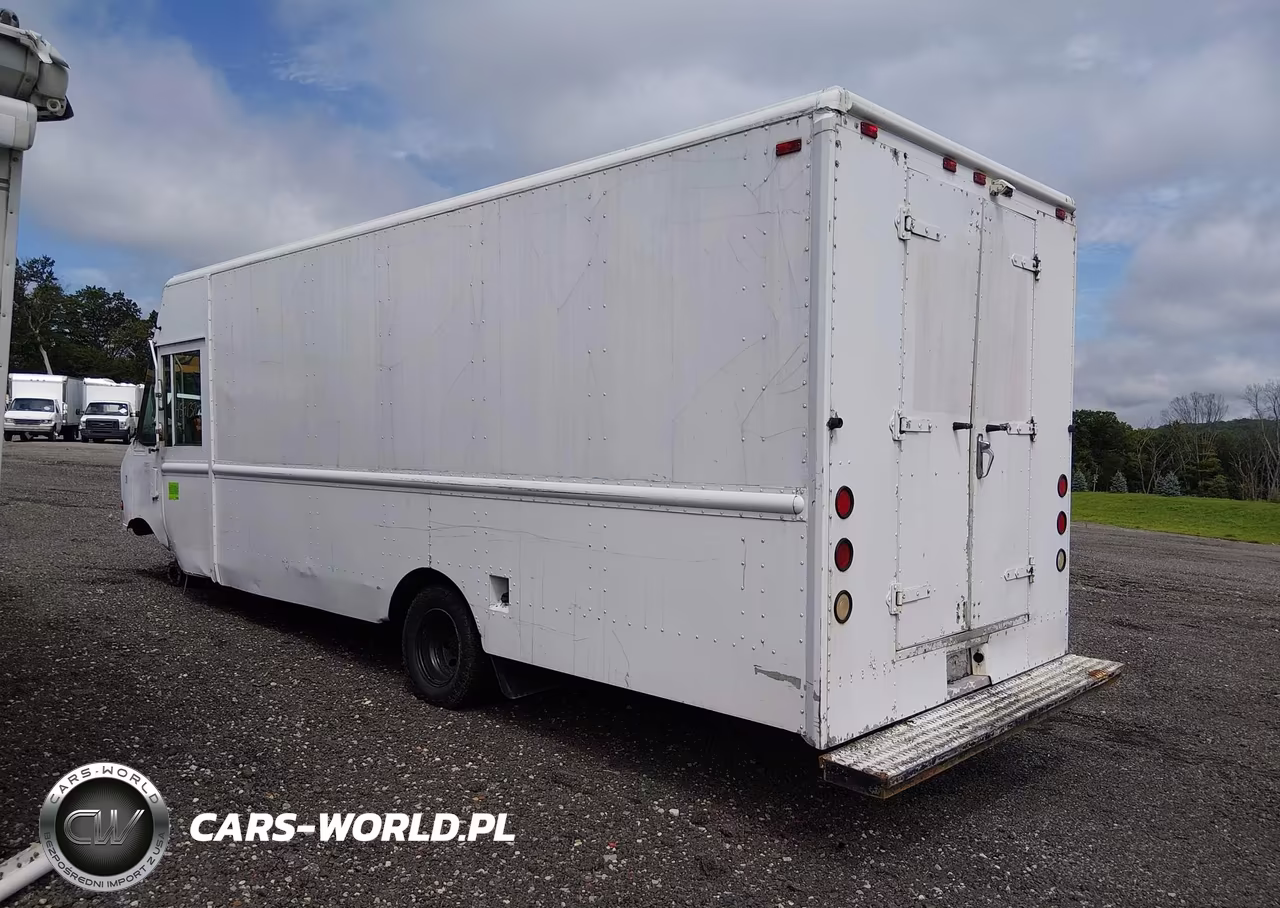 2007 Ford E-350 Stripped VIN:1FCJE39L07DA34608 - 3