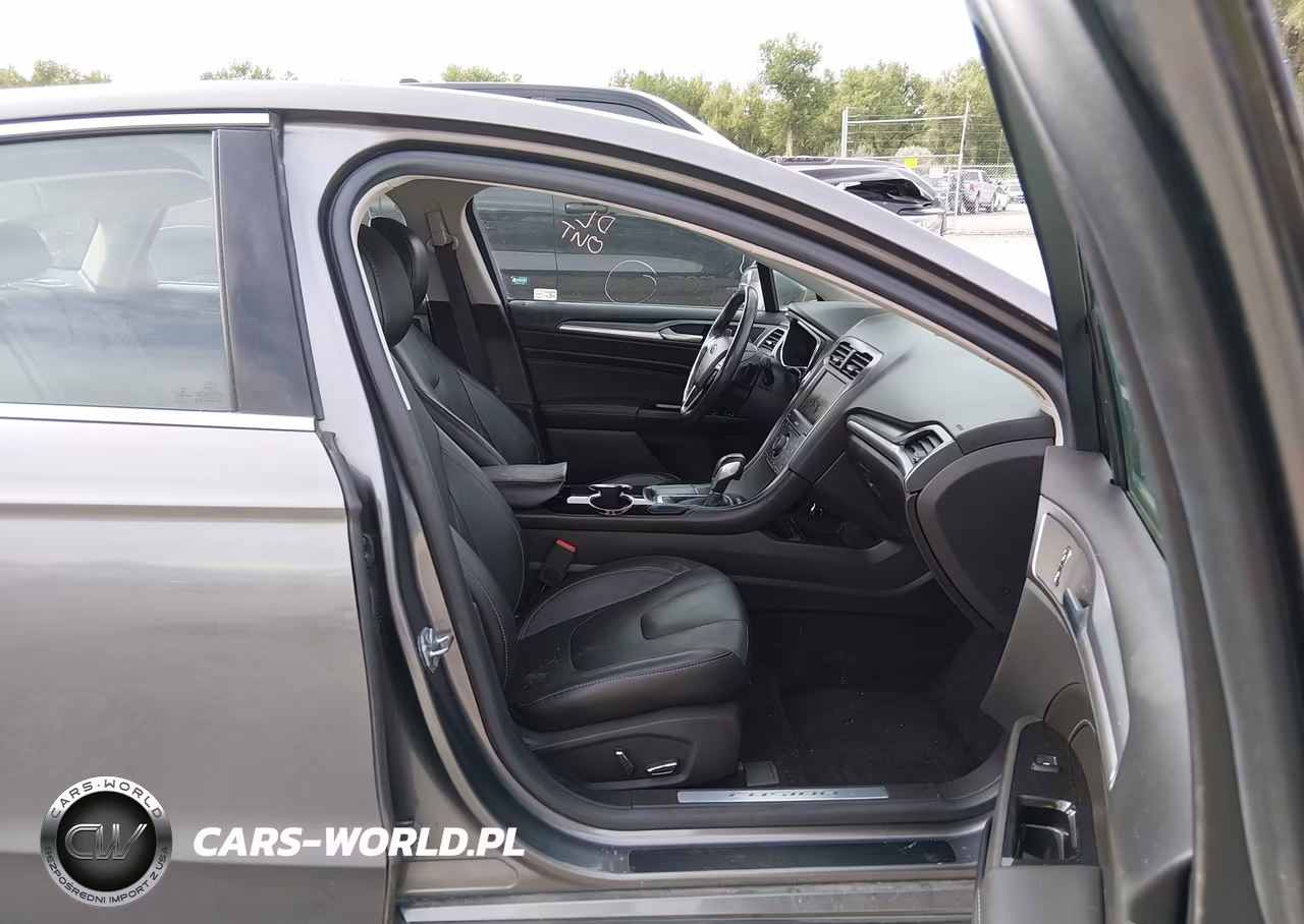 2014 Ford Fusion Titanium VIN:3FA6P0D92ER316169 - 5