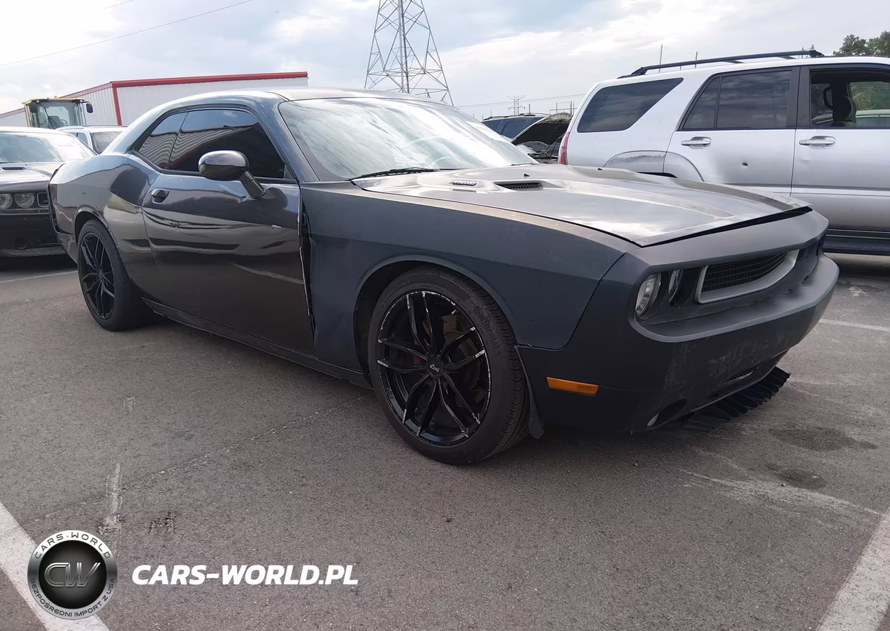 2014 Dodge Challenger R-T Plus