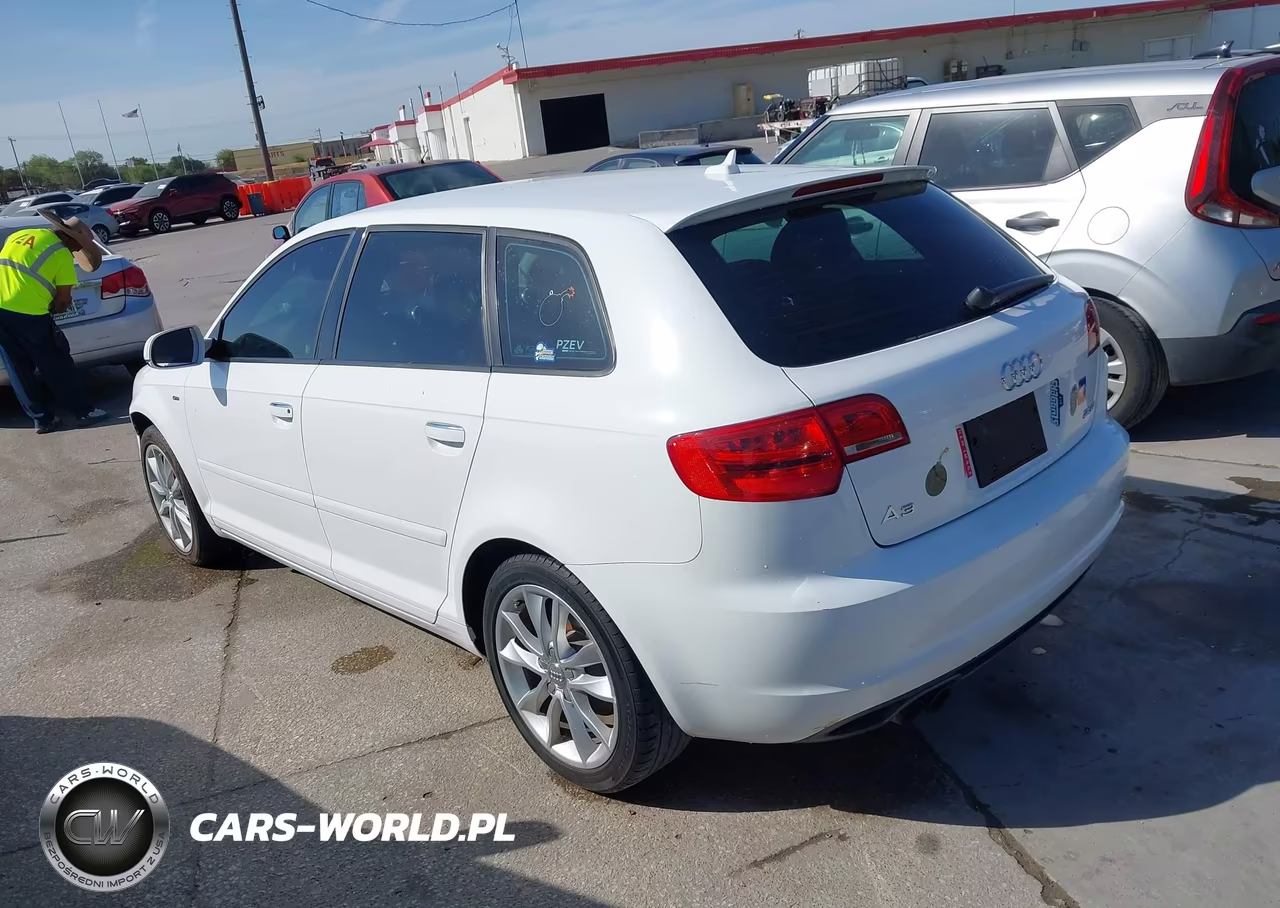 2013 Audi A3 2.0T Premium VIN:WAUBEAFM6DA003489 - 3