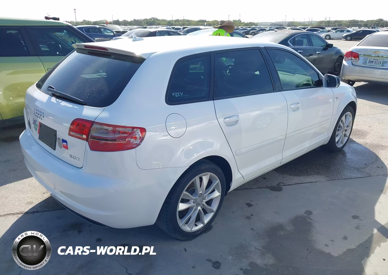 2013 Audi A3 2.0T Premium VIN:WAUBEAFM6DA003489 - 4