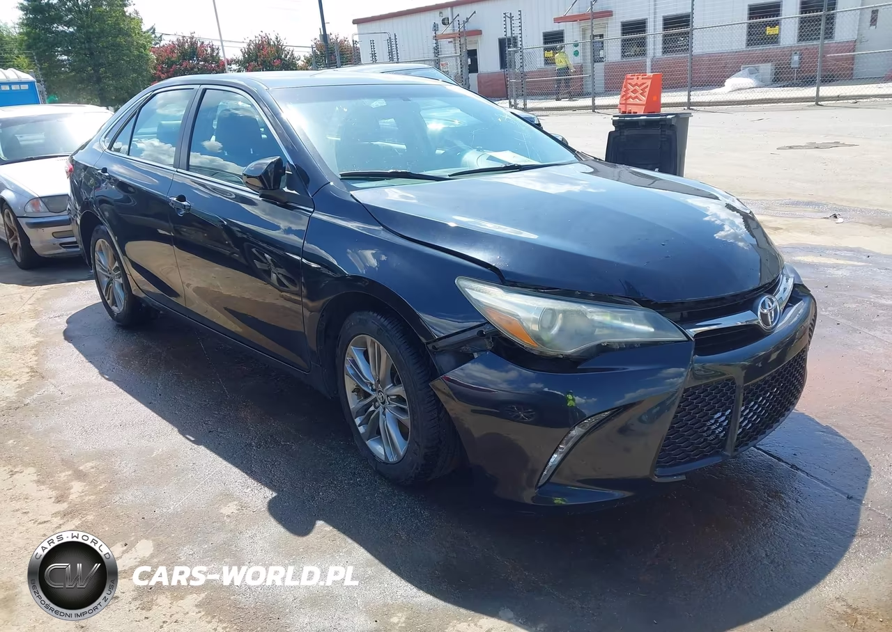 2015 Toyota Camry Se – zdjęcie 1 z 16