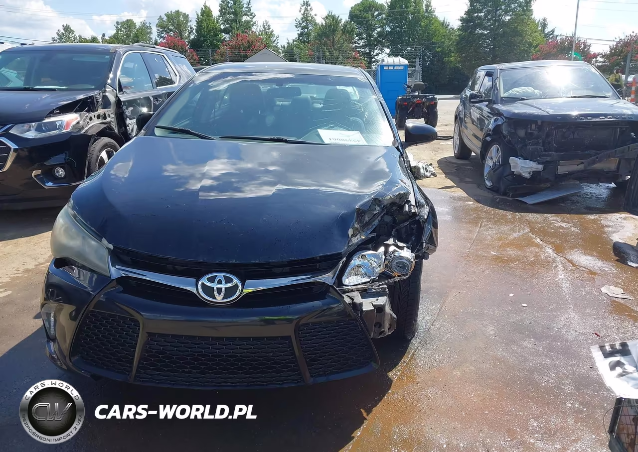 2015 Toyota Camry Se VIN:4T1BF1FK2FU475264 - 12