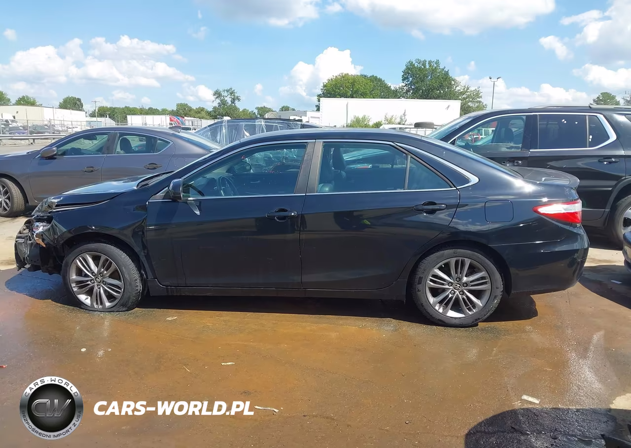 2015 Toyota Camry Se VIN:4T1BF1FK2FU475264 - 14
