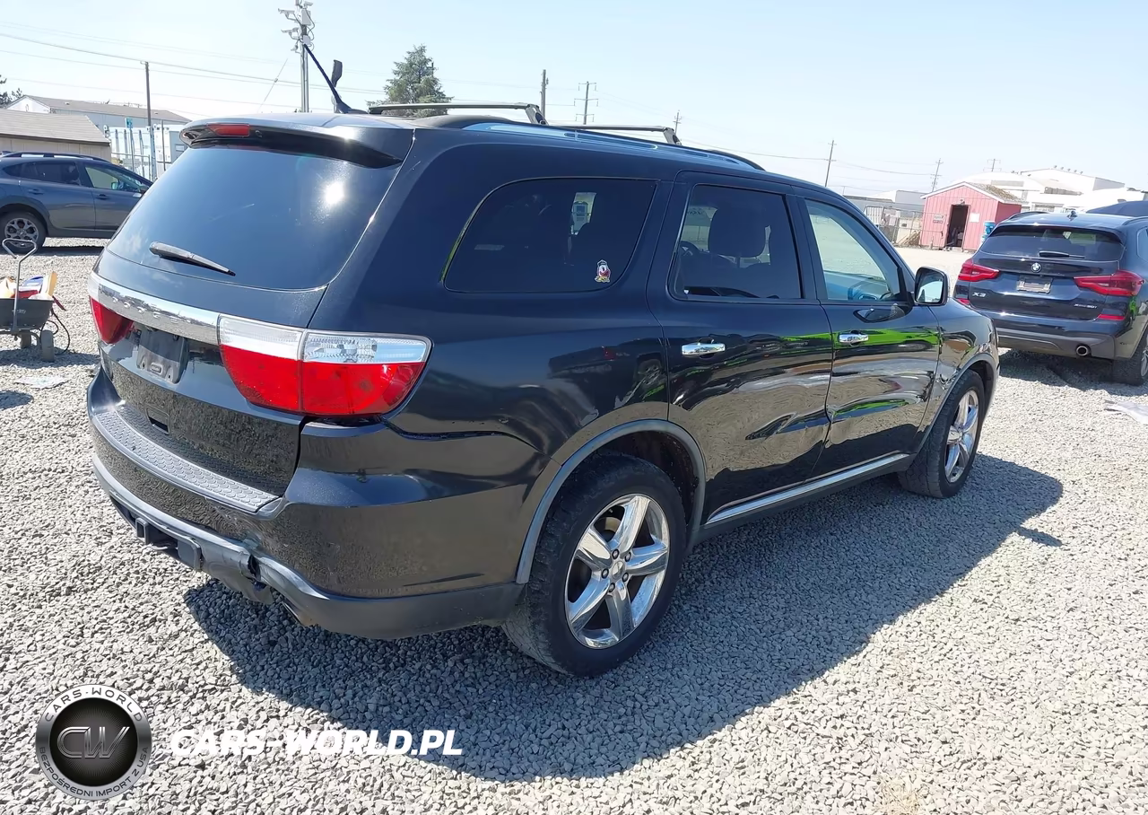 2011 Dodge Durango Citadel VIN:1D4SE5GT3BC638366 - 4