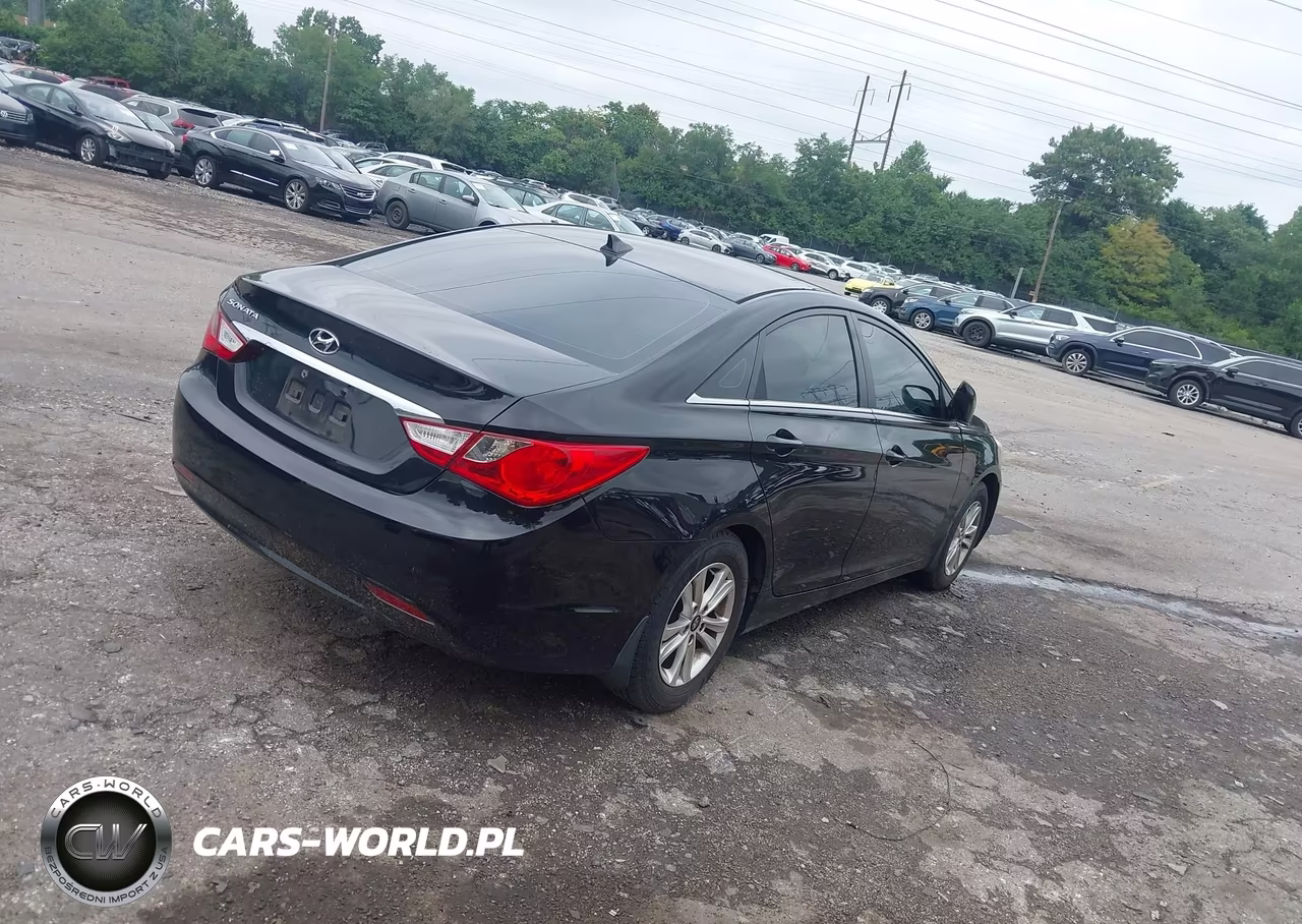 2013 Hyundai Sonata Gls VIN:5NPEB4AC4DH678789 - 4