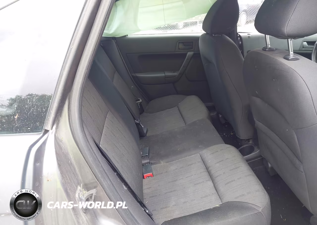 2010 Ford Focus Se VIN:1FAHP3FN2AW210106 - 8