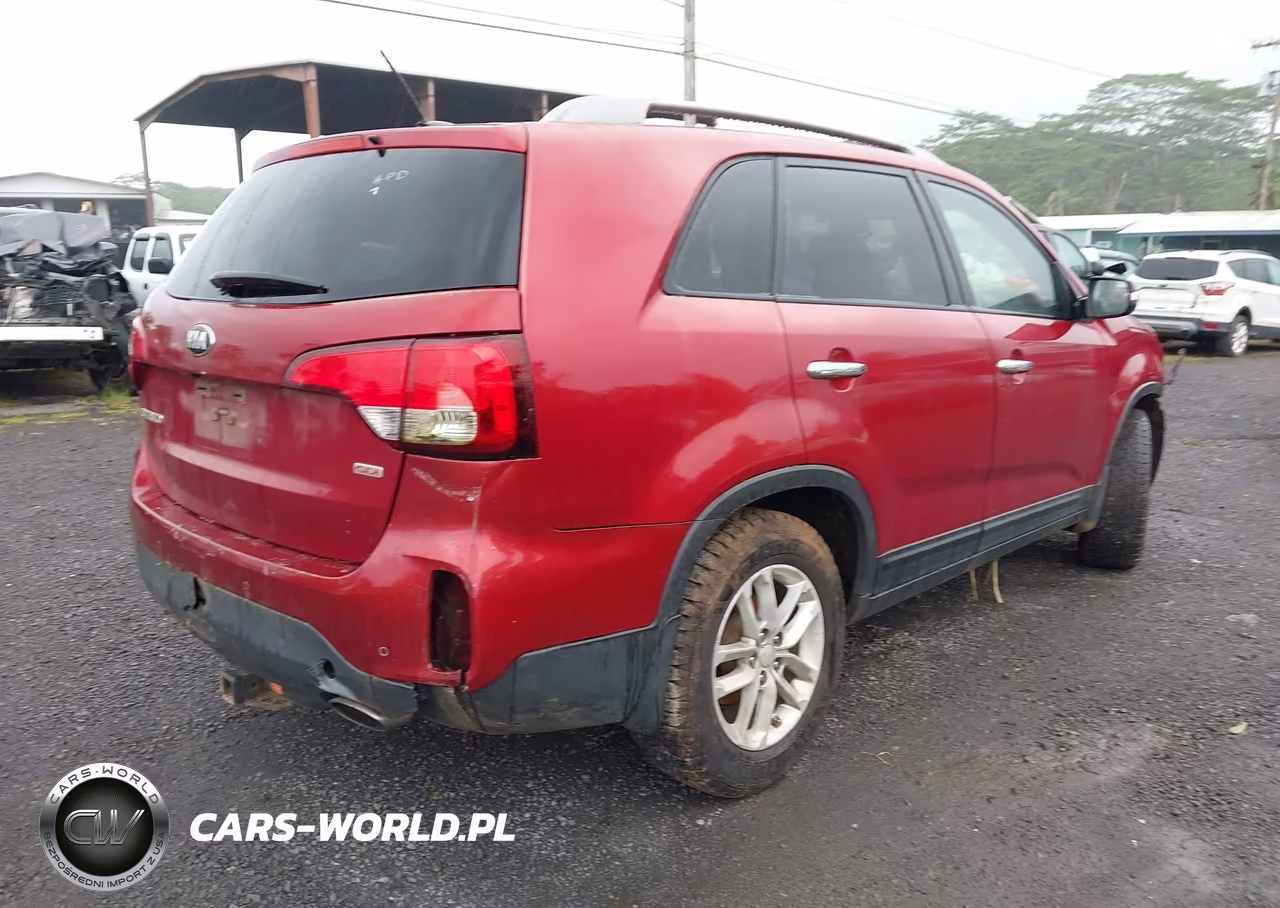 2015 Kia Sorento Lx VIN:5XYKT4A69FG655951 - 4