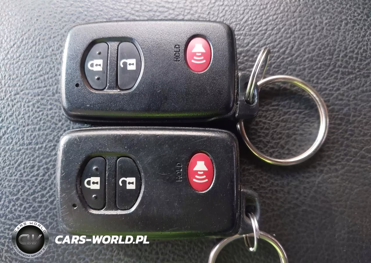 2013 Toyota Prius Three VIN:JTDKN3DU7D0342706 - 11