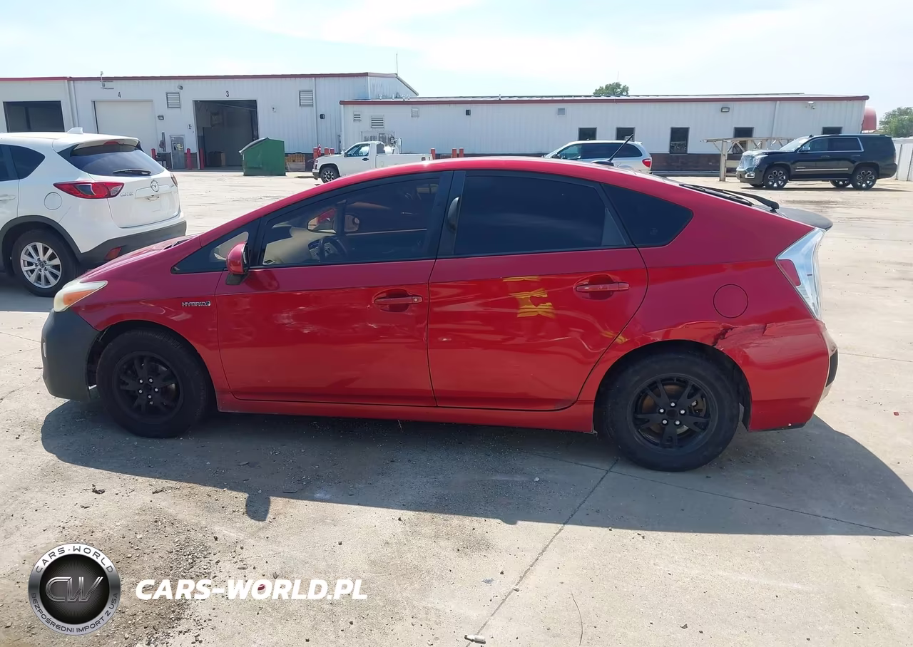 2013 Toyota Prius Three VIN:JTDKN3DU7D0342706 - 14