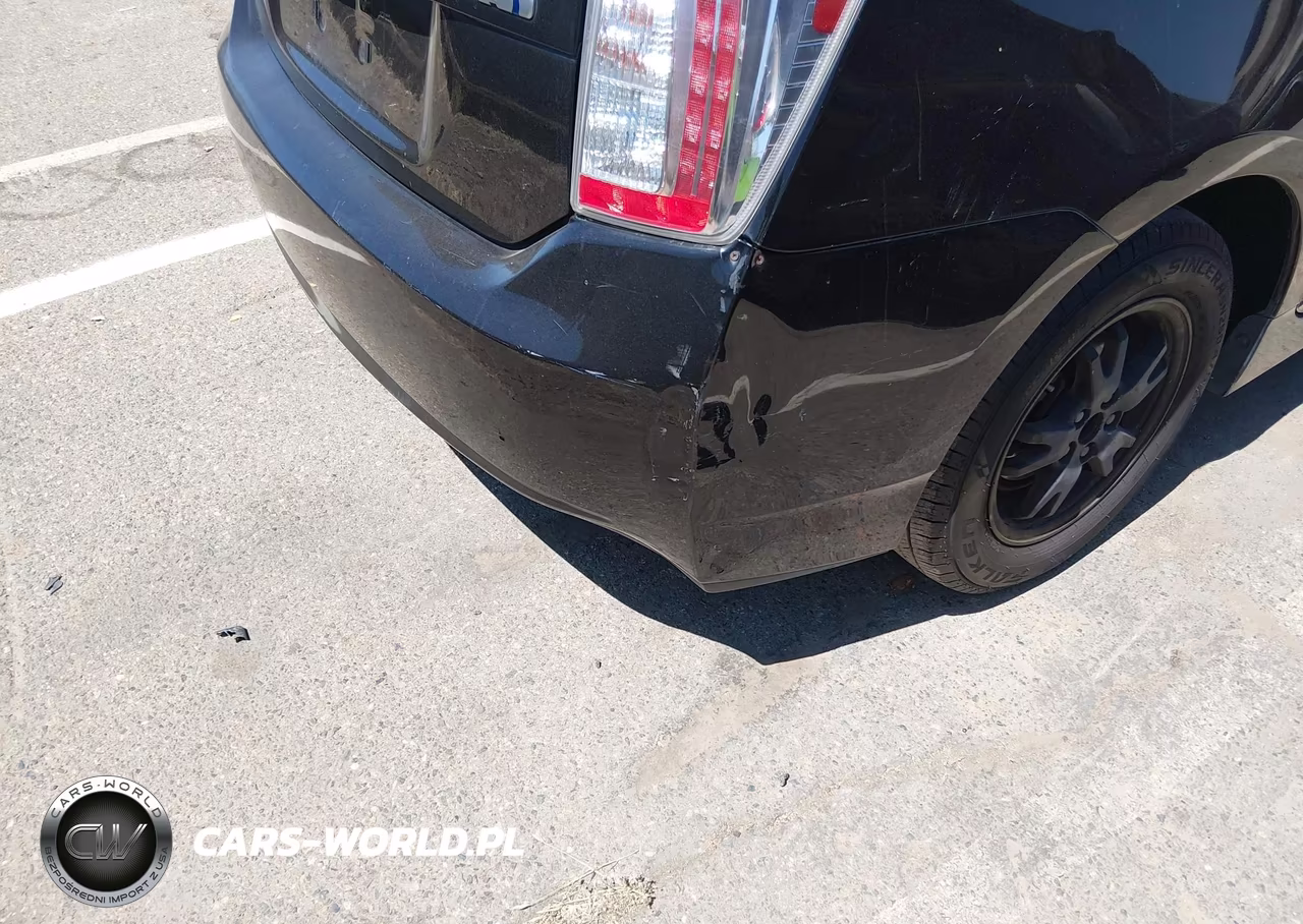 2015 Toyota Prius Two VIN:JTDKN3DU2F0454414 - 6