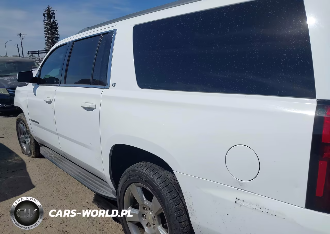 2017 Chevrolet Suburban Lt VIN:1GNSCHKC5HR248684 - 19