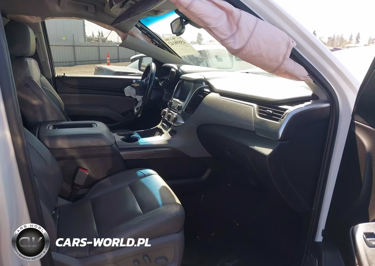 2017 Chevrolet Suburban Lt VIN:1GNSCHKC5HR248684 - 5
