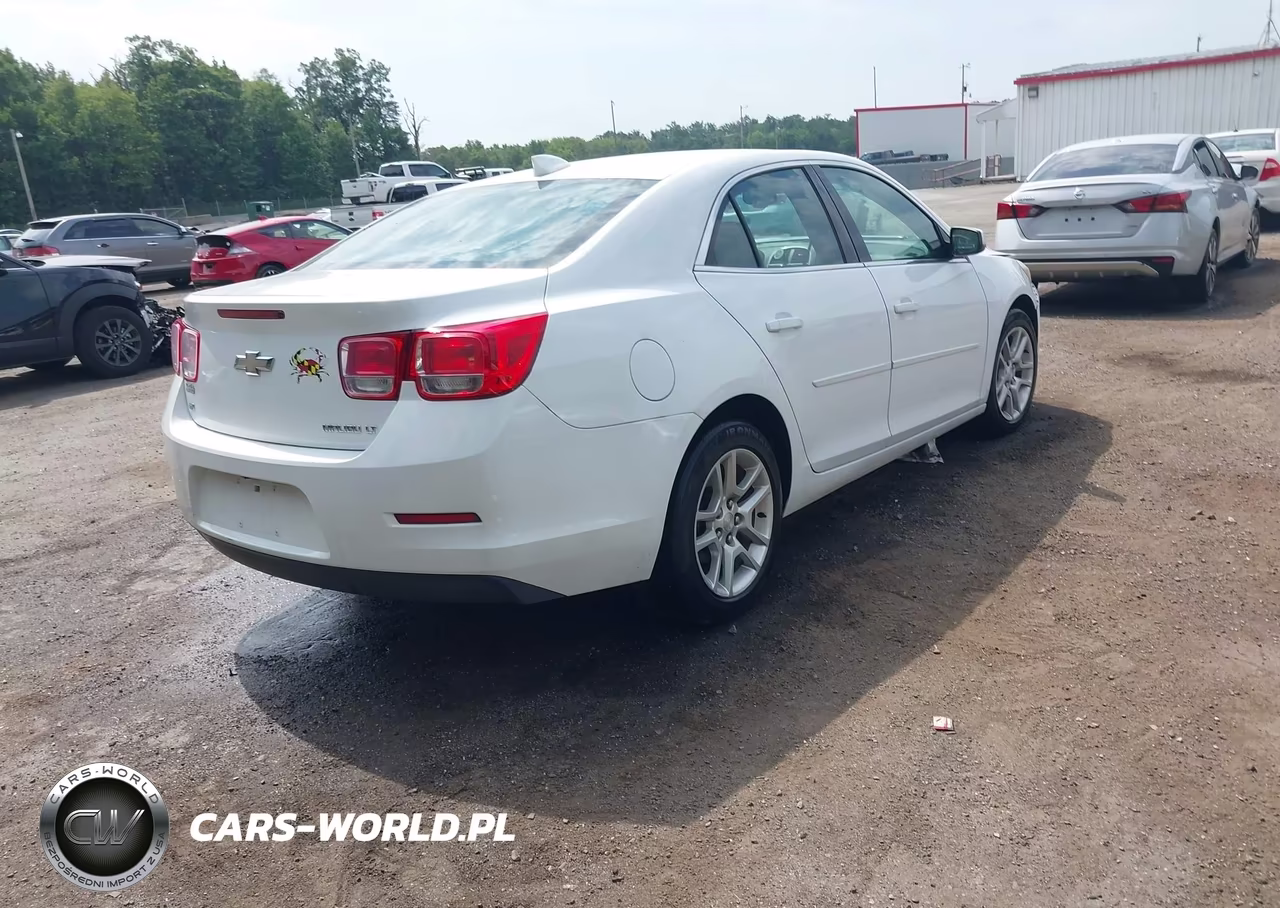 2015 Chevrolet Malibu 1Lt VIN:1G11C5SL0FF102008 - 4