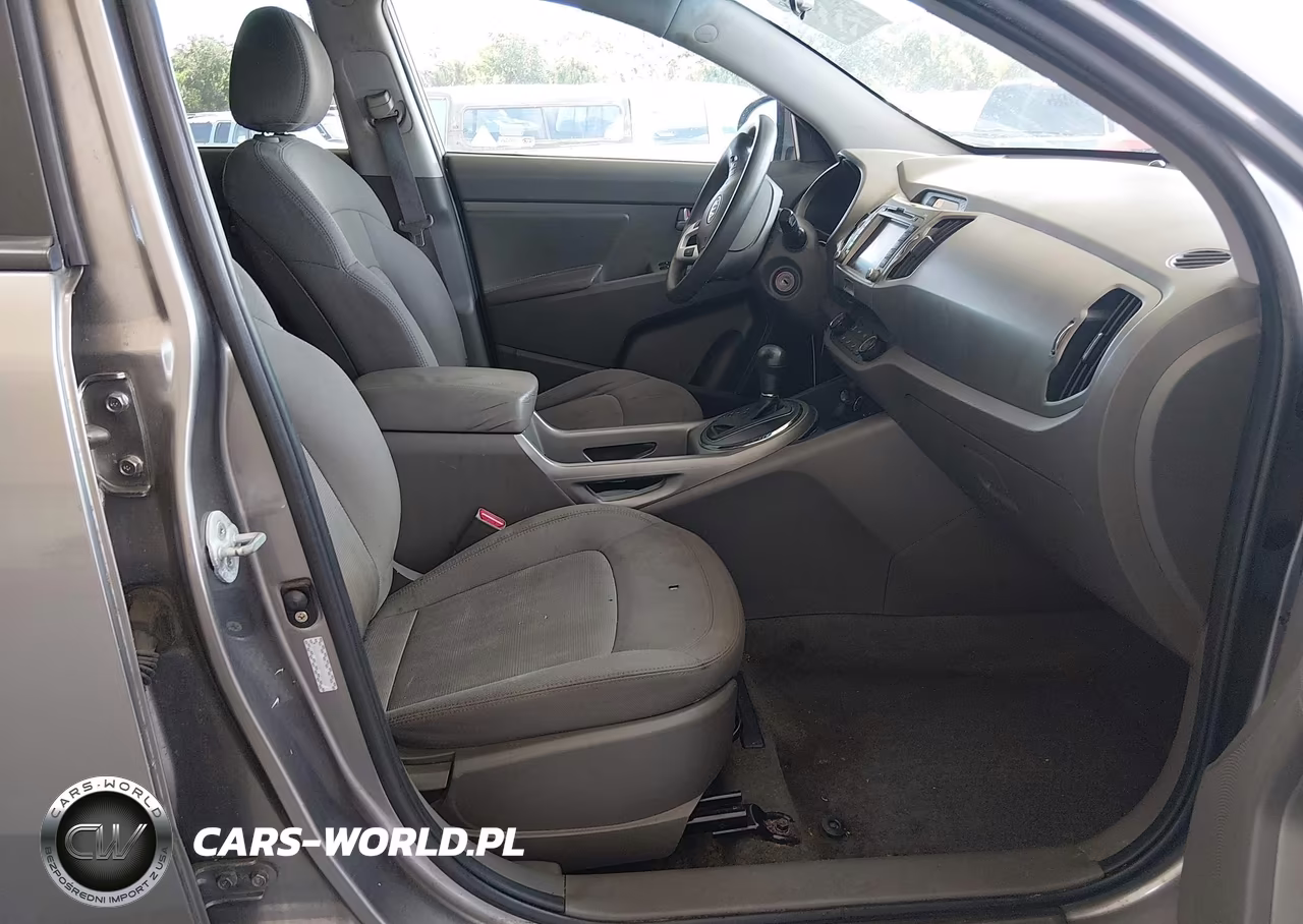 2011 Kia Sportage Lx VIN:KNDPBCA25B7172190 - 5