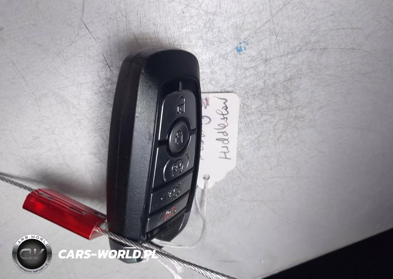 2022 Ford Mustang Ecoboost Premium Fastback VIN:1FA6P8TH1N5107743 - 11