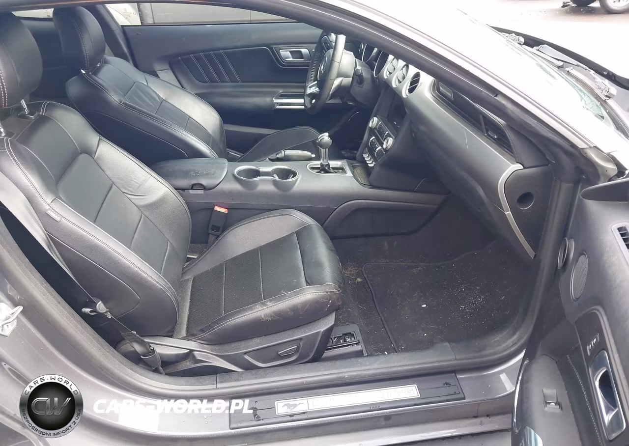 2022 Ford Mustang Ecoboost Premium Fastback VIN:1FA6P8TH1N5107743 - 5
