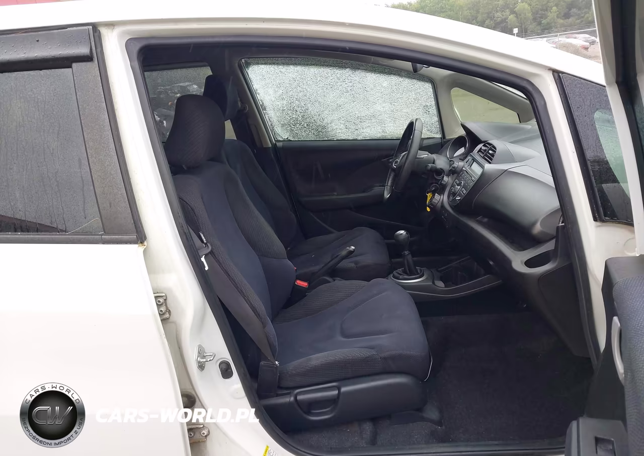 2012 Honda Fit Sport VIN:JHMGE8G50CS008610 - 5