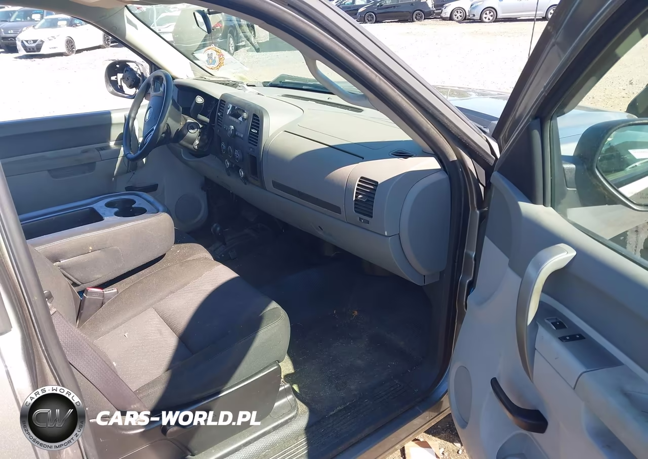 2013 Chevrolet Silverado 1500 Work Truck VIN:1GCNKPE05DZ300149 - 5
