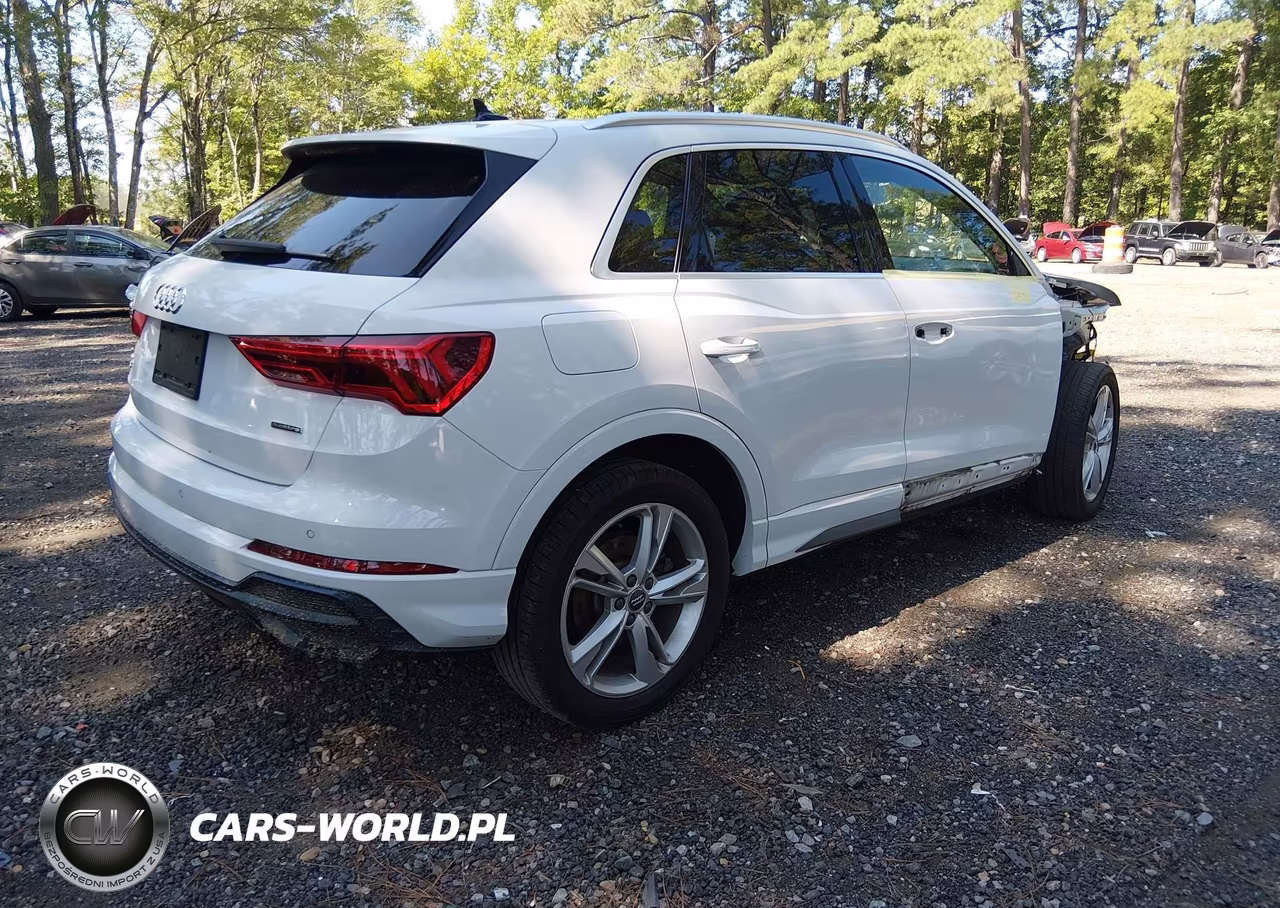 2020 Audi Q3 Premium Plus 45 Tfsi S Line Quattro Tiptronic VIN:WA1EECF34L1047163 - 4