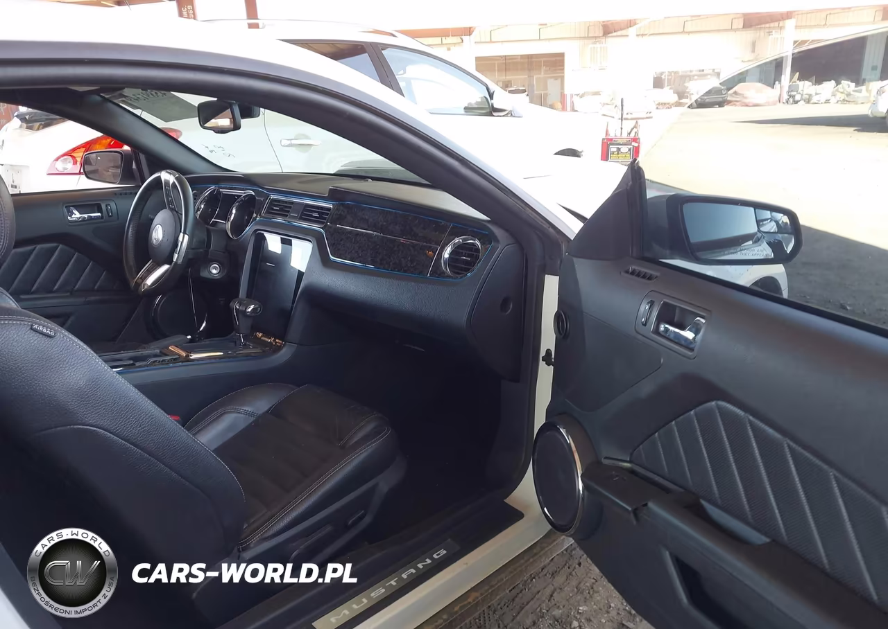 FORD MUSTANG VIN:1ZVFT80NX65150735 - 5