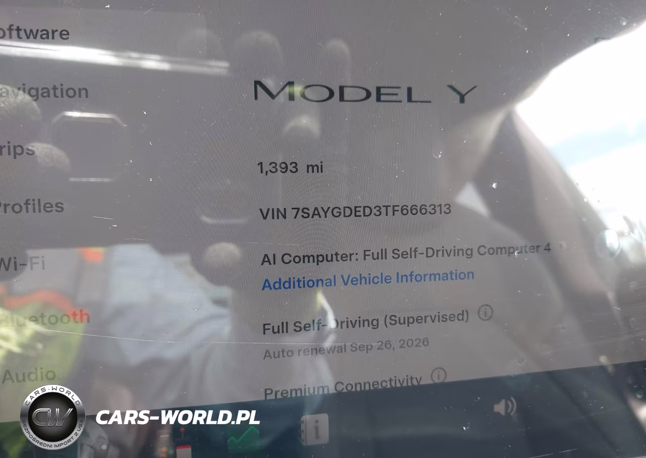 2026 Tesla Model Y VIN:7SAYGDED3TF666313 - 15