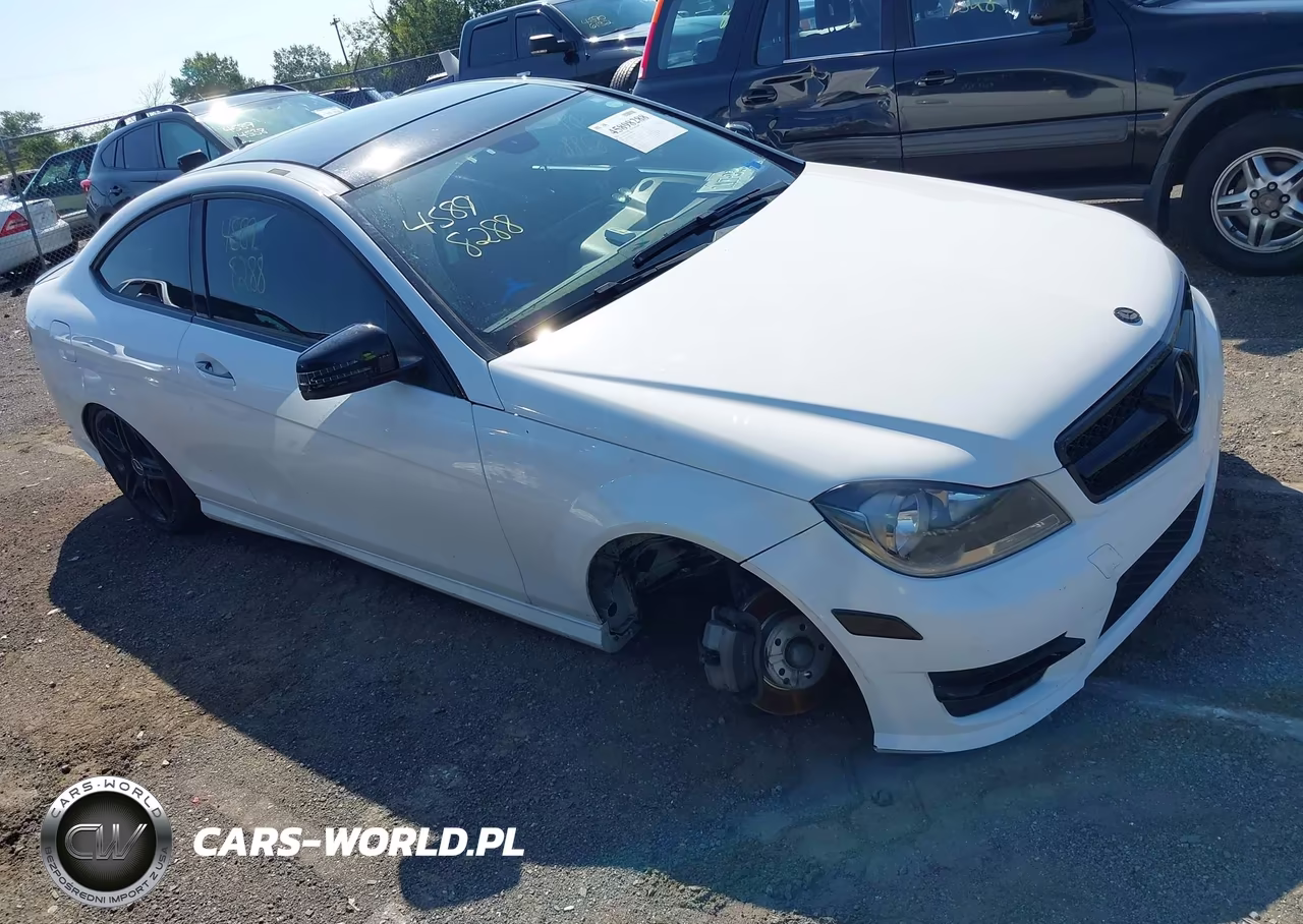 2015 Mercedes-Benz C 250 – zdjęcie 1 z 18
