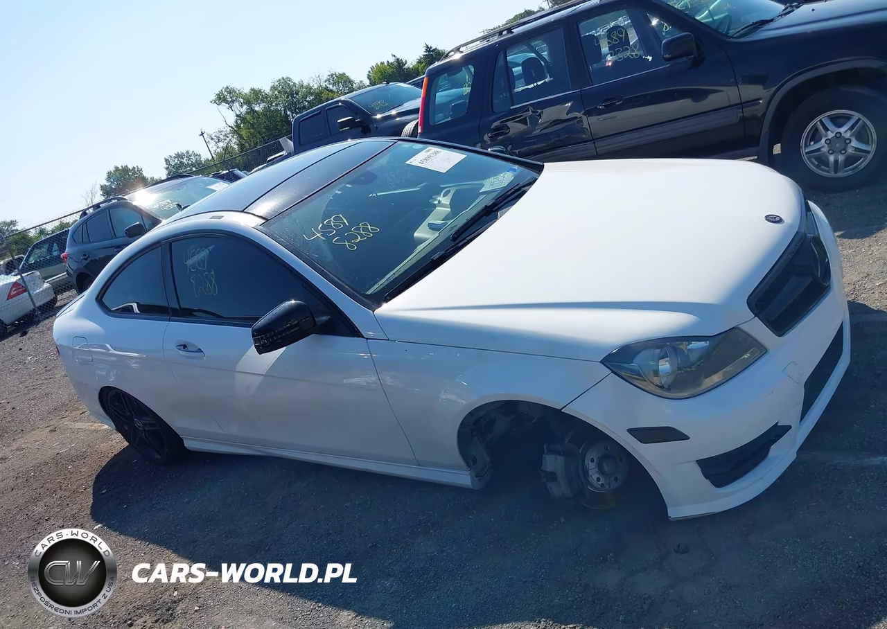 2015 Mercedes-Benz C 250 VIN:WDDGJ4HB5FG392648 - 13