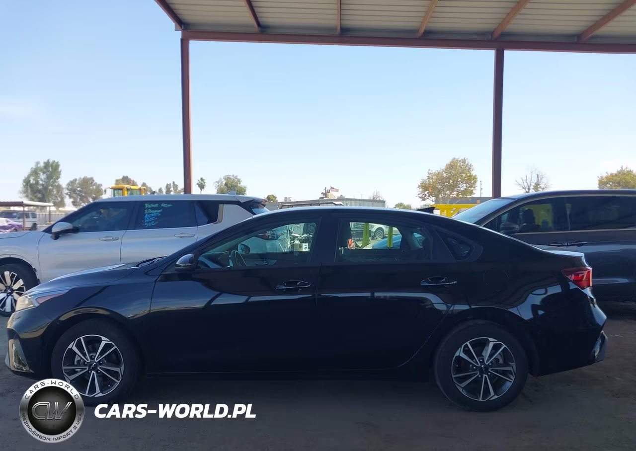 2024 Kia Forte Lxs VIN:3KPF24AD6RE780684 - 15