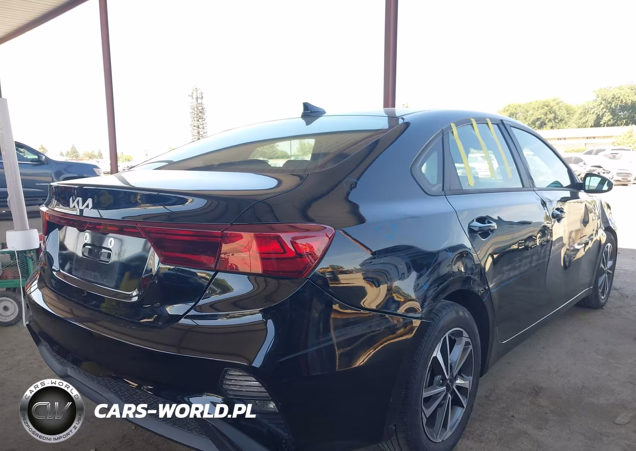 2024 Kia Forte Lxs VIN:3KPF24AD6RE780684 - 4