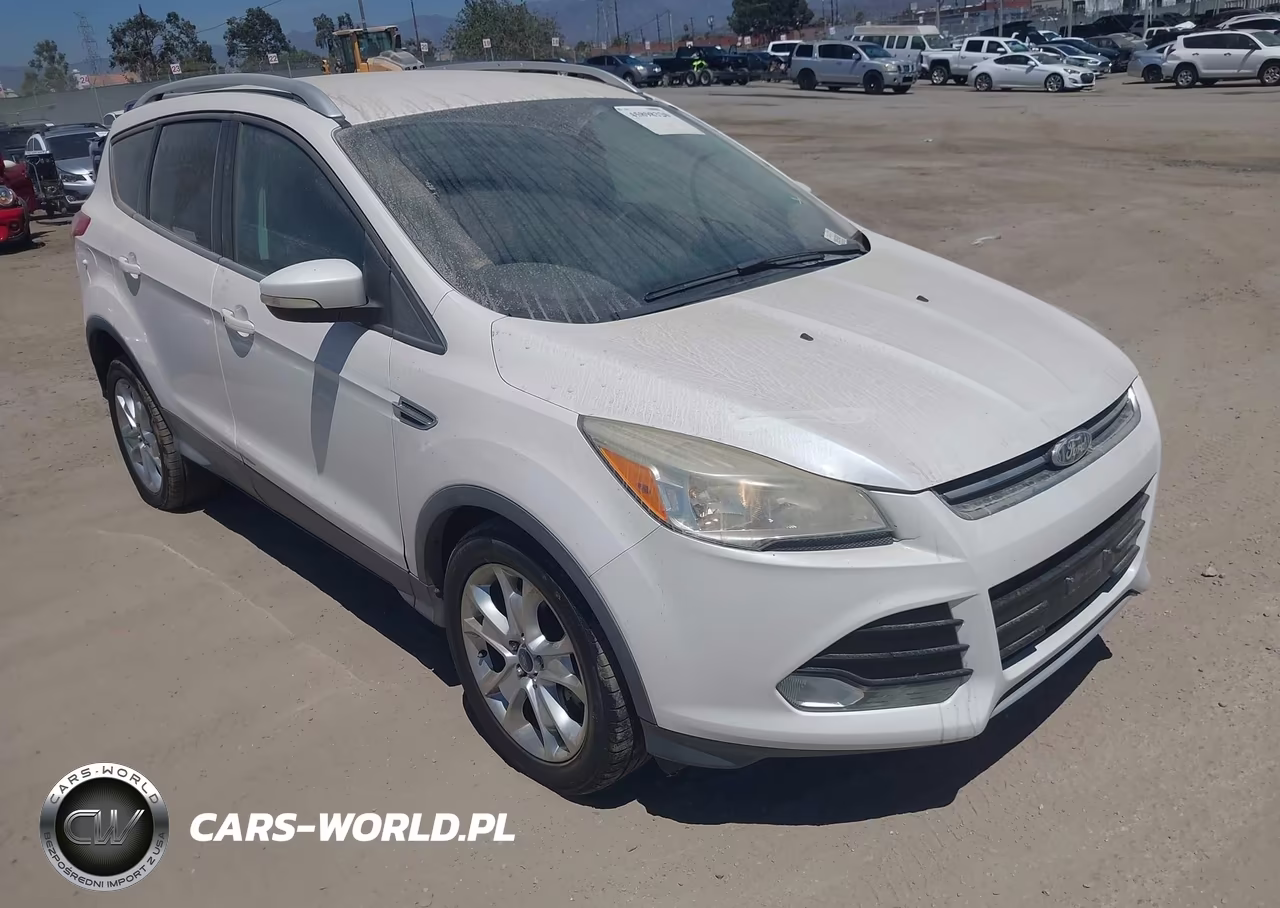 2014 Ford Escape Titanium – zdjęcie 1 z 11