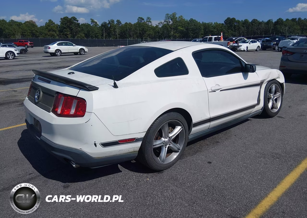 2012 Ford Mustang V6 Premium VIN:1ZVBP8AM1C5212138 - 4