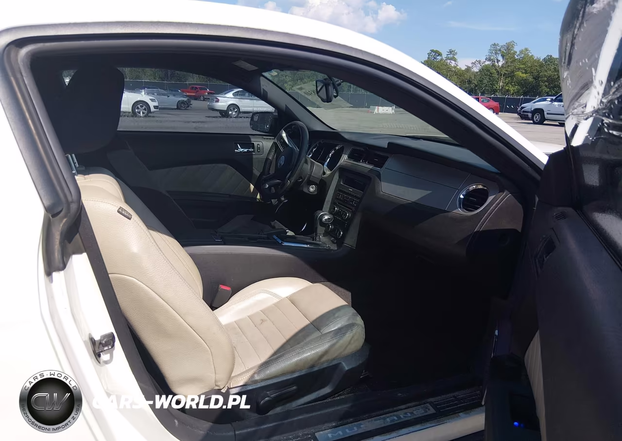 2012 Ford Mustang V6 Premium VIN:1ZVBP8AM1C5212138 - 5